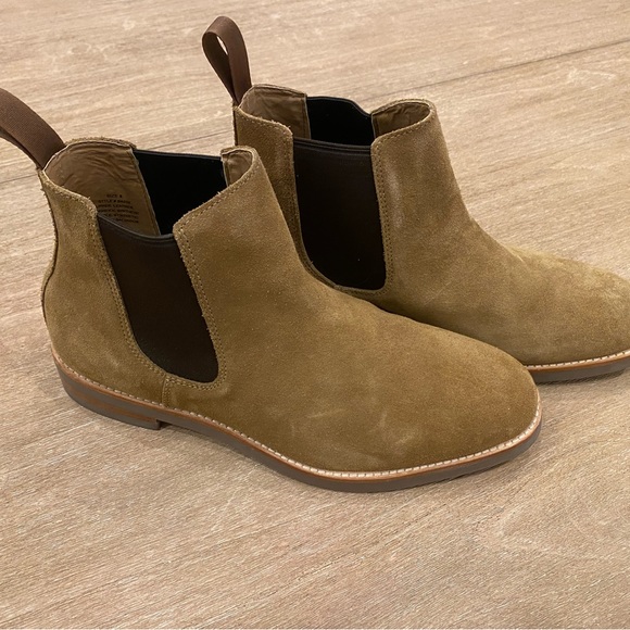 J. Crew Other - J.CREW Suede Chelsea boots